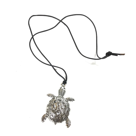 Jewelry - Sea Turtle Necklace